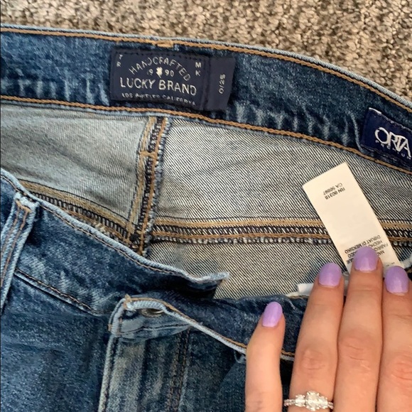 Lucky Brand Embroidered Charlie Capri - Picture 4 of 5